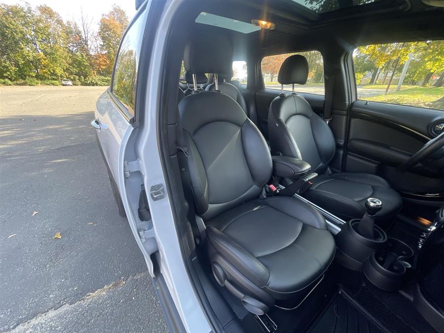 Used MINI Cooper Countryman ALL4 4dr S 2015 | Wiz Leasing Inc. Stratford, Connecticut Used MINI Cooper Countryman ALL4 4dr S 2015 | Wiz Leasing Inc. Stratford, Connecticut