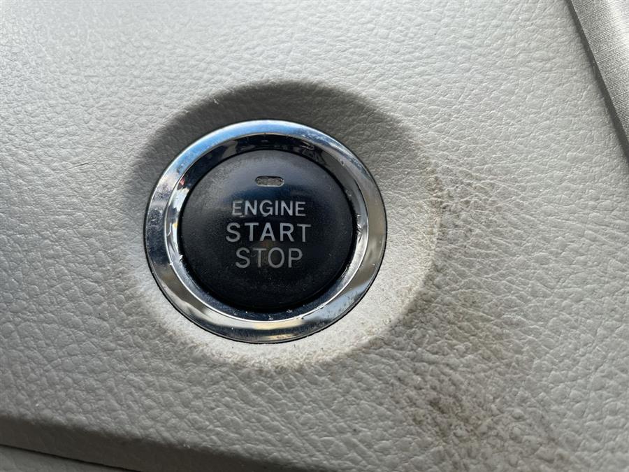 2011 Toyota Avalon limited, available for sale in Stratford, Connecticut | Wiz Leasing Inc. Stratford, Connecticut 2011 Toyota Avalon limited, available for sale in Stratford, Connecticut | Wiz Leasing Inc. Stratford, Connecticut
