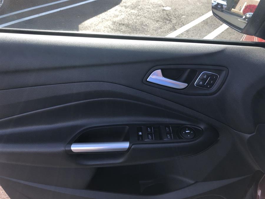 Used Ford Escape 4WD 4dr Titanium 2014 | Wiz Sports and Imports. Milford, Connecticut Used Ford Escape 4WD 4dr Titanium 2014 | Wiz Sports and Imports. Milford, Connecticut
