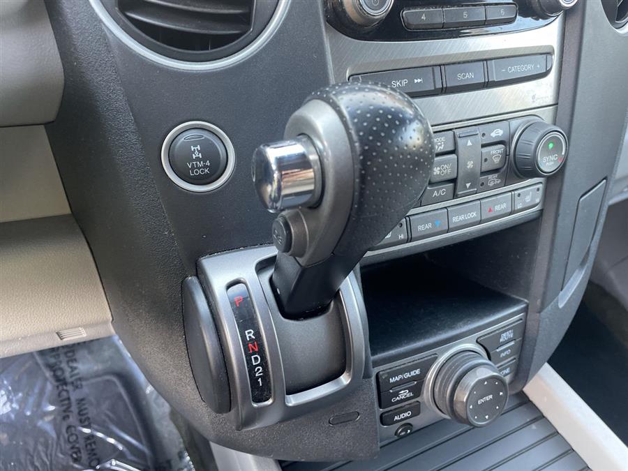 Used Honda Pilot 4WD 4dr EX-L w/Navi 2014 | Wiz Leasing Inc. Stratford, Connecticut Used Honda Pilot 4WD 4dr EX-L w/Navi 2014 | Wiz Leasing Inc. Stratford, Connecticut