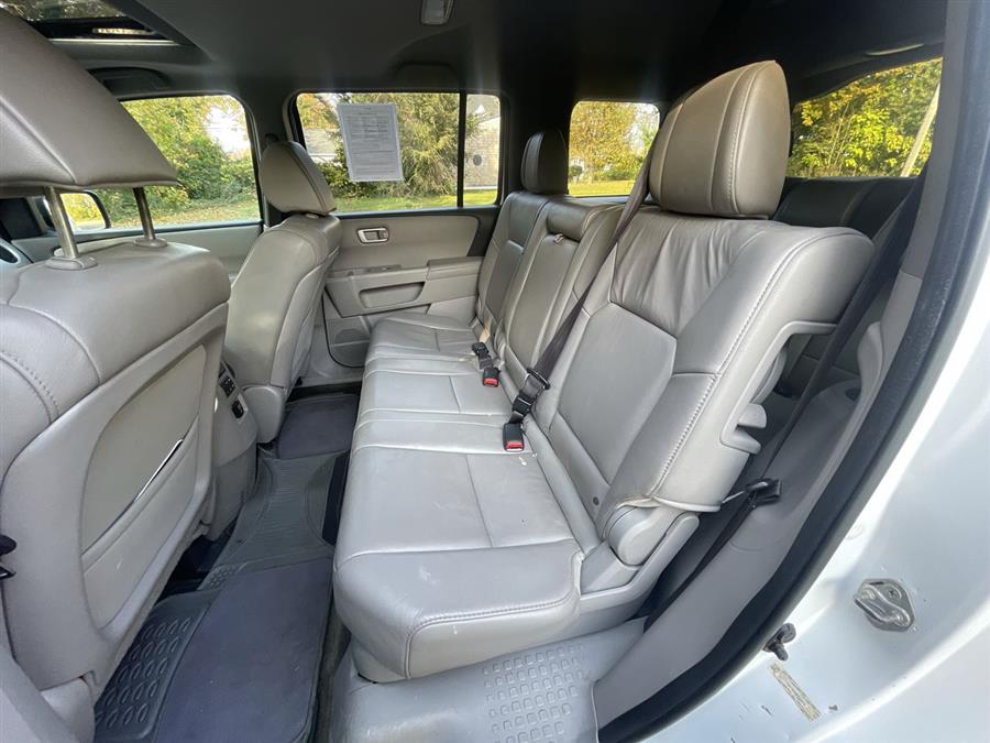 Used Honda Pilot 4WD 4dr EX-L w/Navi 2014 | Wiz Leasing Inc. Stratford, Connecticut Used Honda Pilot 4WD 4dr EX-L w/Navi 2014 | Wiz Leasing Inc. Stratford, Connecticut