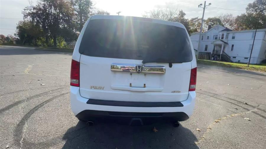 Used Honda Pilot 4WD 4dr EX-L w/Navi 2014 | Wiz Leasing Inc. Stratford, Connecticut Used Honda Pilot 4WD 4dr EX-L w/Navi 2014 | Wiz Leasing Inc. Stratford, Connecticut