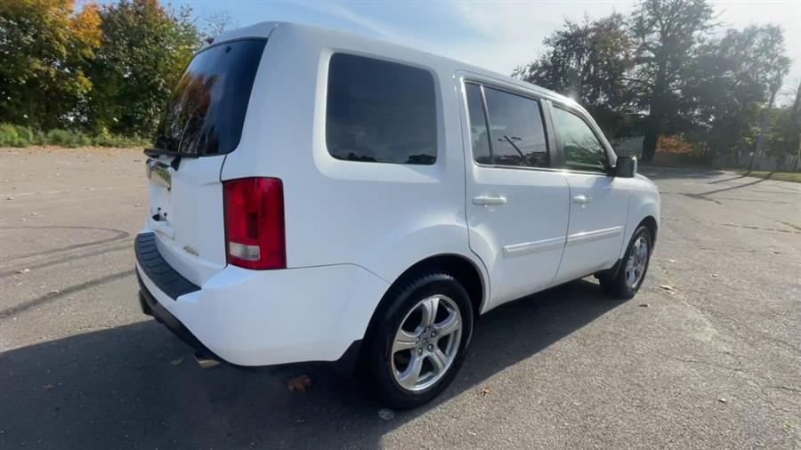 Used Honda Pilot 4WD 4dr EX-L w/Navi 2014 | Wiz Leasing Inc. Stratford, Connecticut Used Honda Pilot 4WD 4dr EX-L w/Navi 2014 | Wiz Leasing Inc. Stratford, Connecticut
