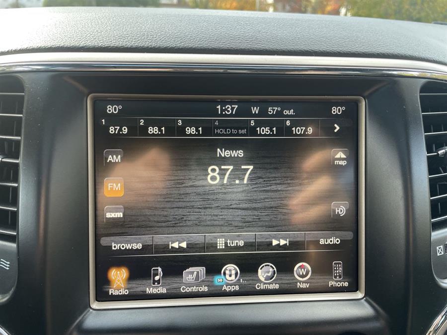 2015 Jeep Grand Cherokee 4WD 4dr Limited, available for sale in Stratford, Connecticut | Wiz Leasing Inc. Stratford, Connecticut 2015 Jeep Grand Cherokee 4WD 4dr Limited, available for sale in Stratford, Connecticut | Wiz Leasing Inc. Stratford, Connecticut