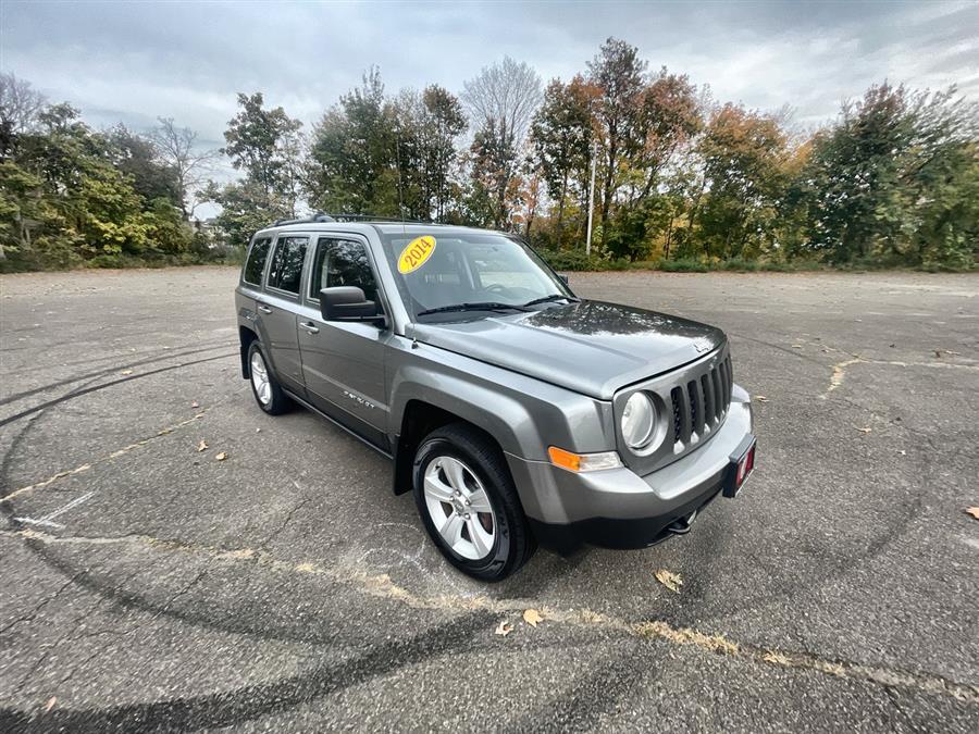 2014 Jeep Patriot 4WD 4dr Latitude, available for sale in Stratford, Connecticut | Wiz Leasing Inc. Stratford, Connecticut