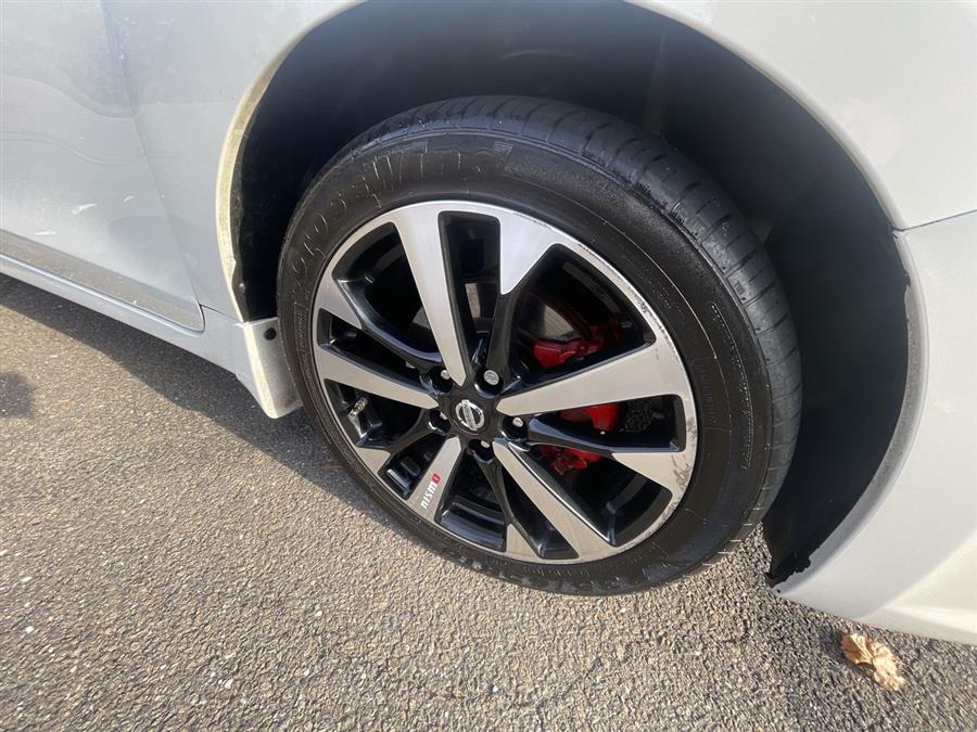 Used Nissan Altima 2.5 SR Sedan 2018 | Wiz Leasing Inc. Stratford, Connecticut Used Nissan Altima 2.5 SR Sedan 2018 | Wiz Leasing Inc. Stratford, Connecticut
