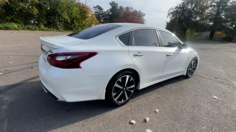 Used Nissan Altima 2.5 SR Sedan 2018 | Wiz Leasing Inc. Stratford, Connecticut Used Nissan Altima 2.5 SR Sedan 2018 | Wiz Leasing Inc. Stratford, Connecticut