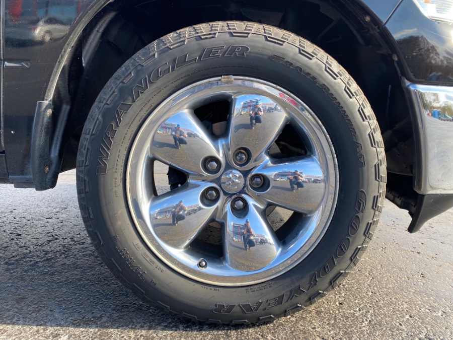 Used Ram 1500 4WD Quad Cab 140.5" SLT 2014 | Marsh Auto Sales LLC. Ortonville, Michigan Used Ram 1500 4WD Quad Cab 140.5" SLT 2014 | Marsh Auto Sales LLC. Ortonville, Michigan