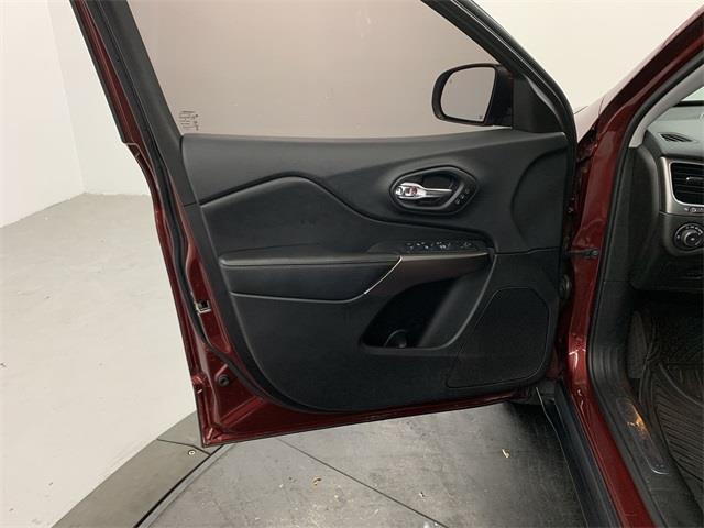 Used Jeep Cherokee Limited 2019 | Eastchester Motor Cars. Bronx, New York Used Jeep Cherokee Limited 2019 | Eastchester Motor Cars. Bronx, New York