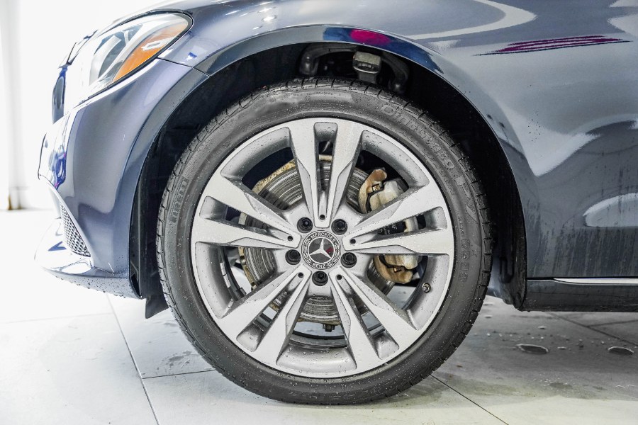 Used Mercedes-Benz C-Class C 300 4MATIC Sedan 2018 | 26 Motors Corp. Bronx, New York Used Mercedes-Benz C-Class C 300 4MATIC Sedan 2018 | 26 Motors Corp. Bronx, New York