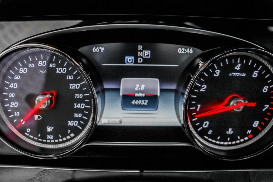Used Mercedes-Benz E-Class E 300 4MATIC Sedan 2019 | 26 Motors Corp. Bronx, New York Used Mercedes-Benz E-Class E 300 4MATIC Sedan 2019 | 26 Motors Corp. Bronx, New York