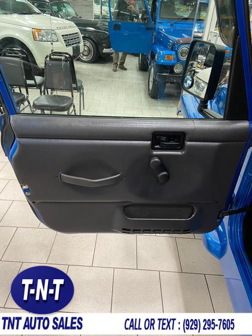 2002 Jeep Wrangler 2dr X, available for sale in Bronx, New York | TNT Auto Sales USA inc. Bronx, New York 2002 Jeep Wrangler 2dr X, available for sale in Bronx, New York | TNT Auto Sales USA inc. Bronx, New York