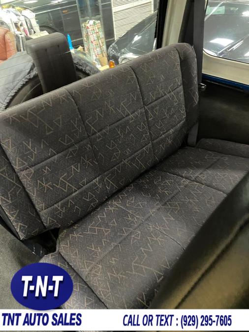2002 Jeep Wrangler 2dr X, available for sale in Bronx, New York | TNT Auto Sales USA inc. Bronx, New York 2002 Jeep Wrangler 2dr X, available for sale in Bronx, New York | TNT Auto Sales USA inc. Bronx, New York