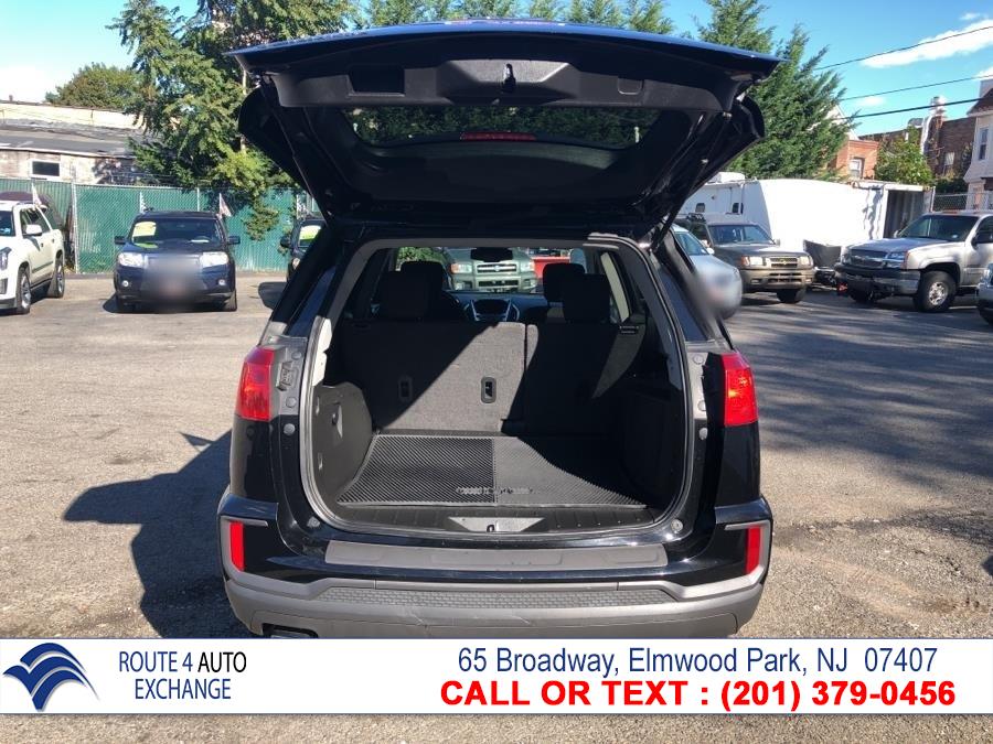 Used GMC Terrain FWD 4dr SLE w/SLE-1 2017 | Route 4 Auto Exchange. Elmwood Park, New Jersey Used GMC Terrain FWD 4dr SLE w/SLE-1 2017 | Route 4 Auto Exchange. Elmwood Park, New Jersey