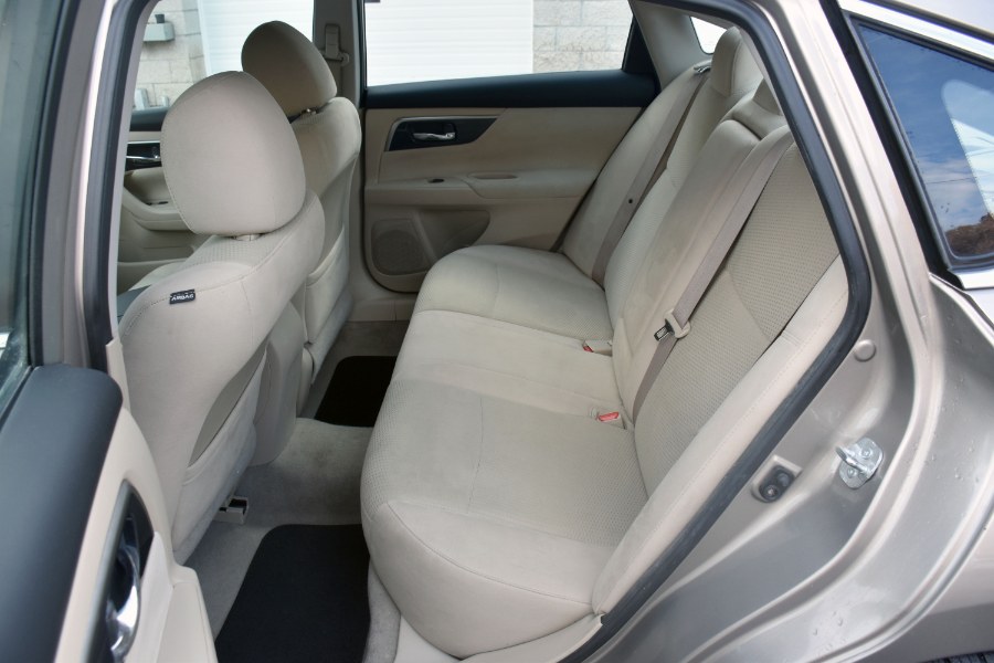 2014 Nissan Altima 4dr Sdn I4 2.5 S, available for sale in Waterbury, Connecticut | Highline Car Connection. Waterbury, Connecticut 2014 Nissan Altima 4dr Sdn I4 2.5 S, available for sale in Waterbury, Connecticut | Highline Car Connection. Waterbury, Connecticut