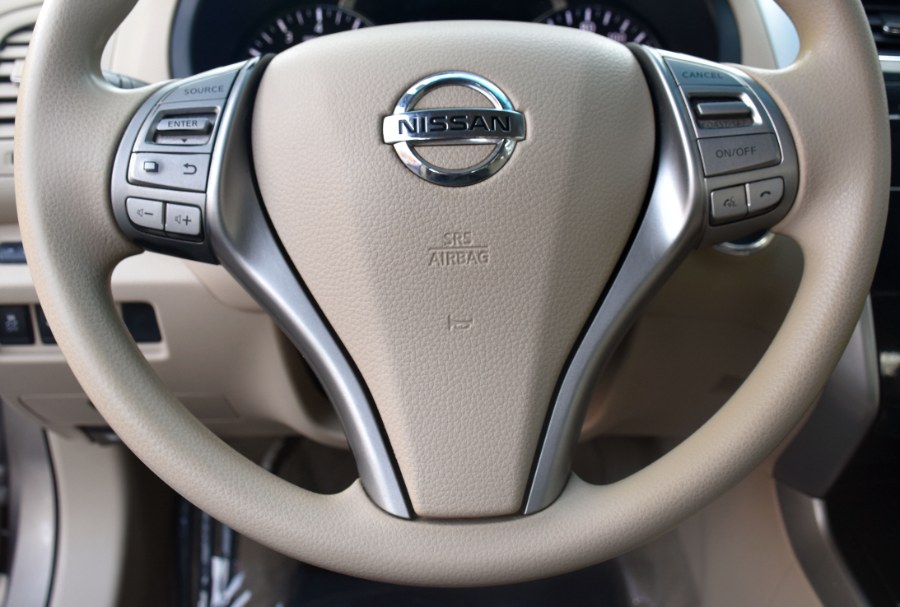 2014 Nissan Altima 4dr Sdn I4 2.5 S, available for sale in Waterbury, Connecticut | Highline Car Connection. Waterbury, Connecticut 2014 Nissan Altima 4dr Sdn I4 2.5 S, available for sale in Waterbury, Connecticut | Highline Car Connection. Waterbury, Connecticut