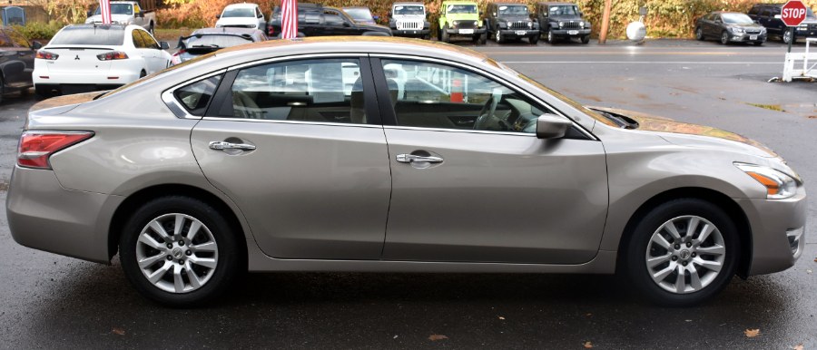 2014 Nissan Altima 4dr Sdn I4 2.5 S, available for sale in Waterbury, Connecticut | Highline Car Connection. Waterbury, Connecticut 2014 Nissan Altima 4dr Sdn I4 2.5 S, available for sale in Waterbury, Connecticut | Highline Car Connection. Waterbury, Connecticut