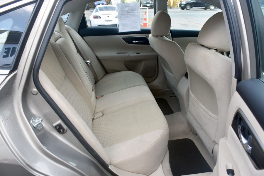 2014 Nissan Altima 4dr Sdn I4 2.5 S, available for sale in Waterbury, Connecticut | Highline Car Connection. Waterbury, Connecticut 2014 Nissan Altima 4dr Sdn I4 2.5 S, available for sale in Waterbury, Connecticut | Highline Car Connection. Waterbury, Connecticut