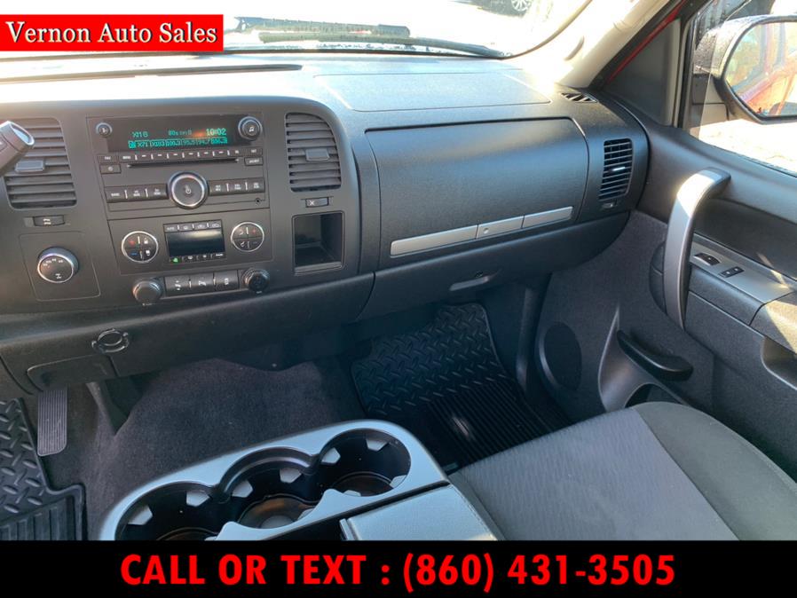 Used Chevrolet Silverado 1500 4WD Ext Cab 143.5" LT 2012 | Vernon Auto Sale & Service. Manchester, Connecticut Used Chevrolet Silverado 1500 4WD Ext Cab 143.5" LT 2012 | Vernon Auto Sale & Service. Manchester, Connecticut