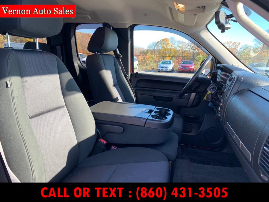 Used Chevrolet Silverado 1500 4WD Ext Cab 143.5" LT 2012 | Vernon Auto Sale & Service. Manchester, Connecticut Used Chevrolet Silverado 1500 4WD Ext Cab 143.5" LT 2012 | Vernon Auto Sale & Service. Manchester, Connecticut