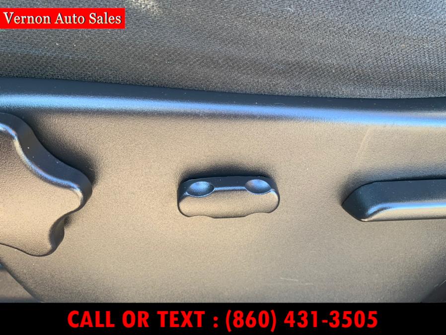 Used Chevrolet Silverado 1500 4WD Ext Cab 143.5" LT 2012 | Vernon Auto Sale & Service. Manchester, Connecticut Used Chevrolet Silverado 1500 4WD Ext Cab 143.5" LT 2012 | Vernon Auto Sale & Service. Manchester, Connecticut