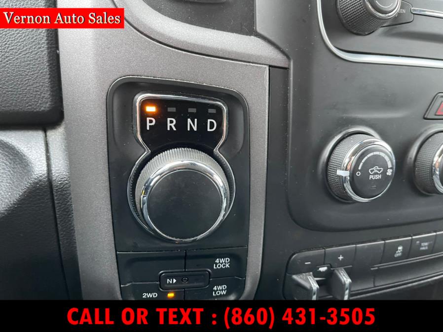 Used Ram 1500 4WD Crew Cab 140.5" Express W/ RAM BOX 2014 | Vernon Auto Sale & Service. Manchester, Connecticut Used Ram 1500 4WD Crew Cab 140.5" Express W/ RAM BOX 2014 | Vernon Auto Sale & Service. Manchester, Connecticut