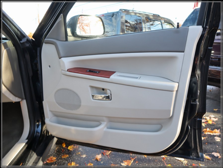 2006 Jeep Grand Cherokee 4dr Limited 4WD, available for sale in Huntington Station, New York | My Auto Inc.. Huntington Station, New York 2006 Jeep Grand Cherokee 4dr Limited 4WD, available for sale in Huntington Station, New York | My Auto Inc.. Huntington Station, New York