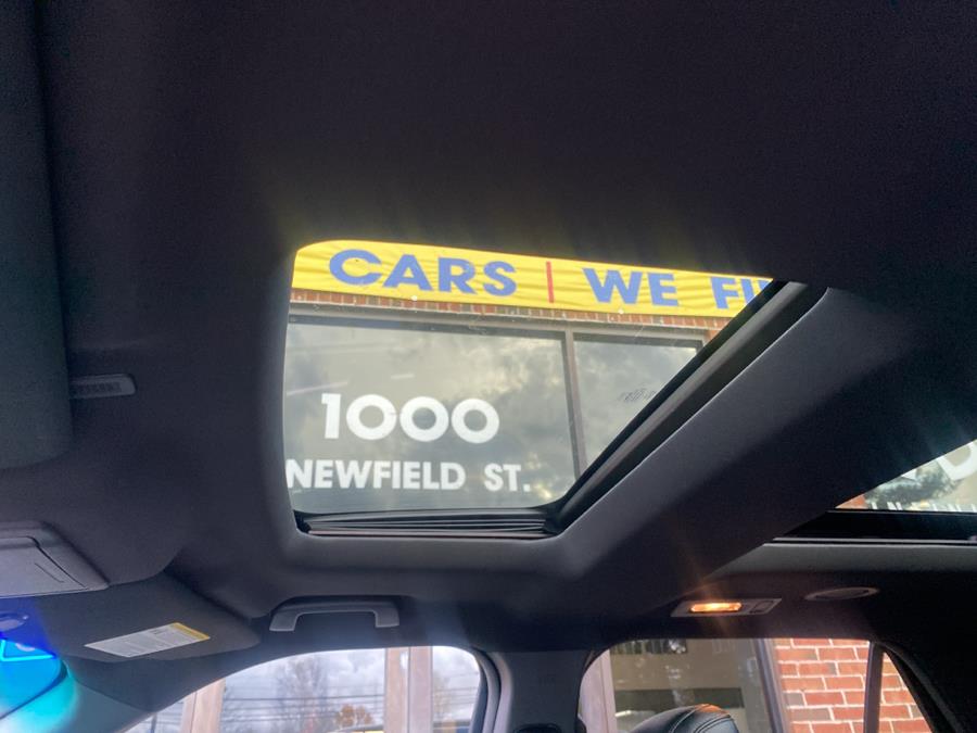 2016 Ford Explorer 4WD 4dr XLT, available for sale in Middletown, Connecticut | Newfield Auto Sales. Middletown, Connecticut 2016 Ford Explorer 4WD 4dr XLT, available for sale in Middletown, Connecticut | Newfield Auto Sales. Middletown, Connecticut