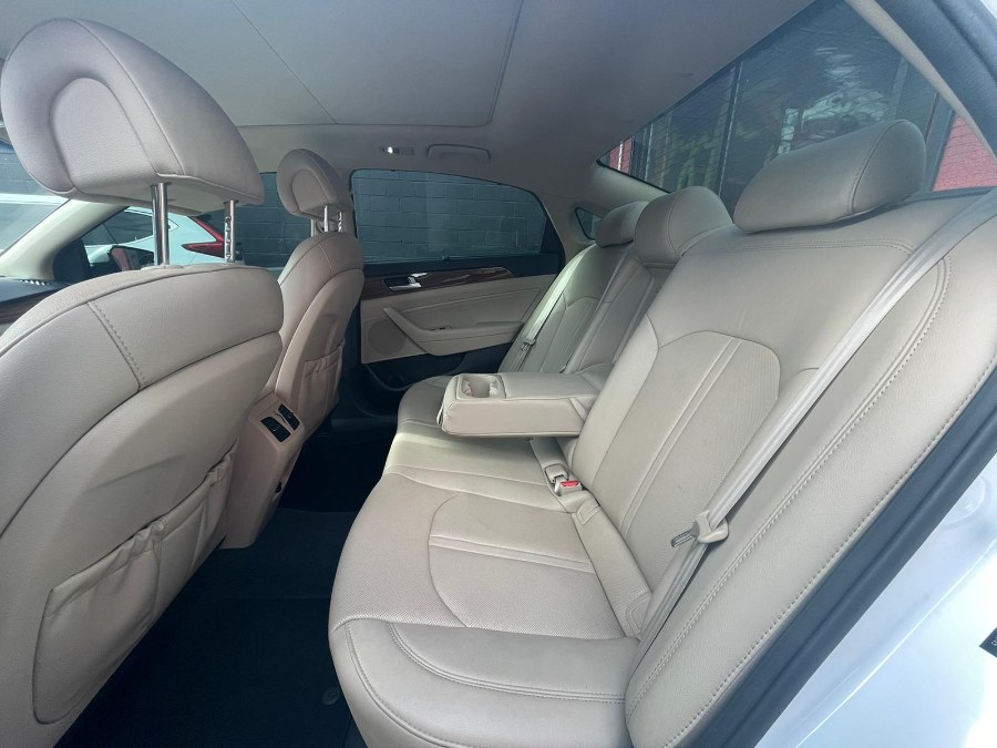 Used Hyundai Sonata 4dr Sdn 2.4L Limited 2015 | RT Auto Center LLC. Newark, New Jersey Used Hyundai Sonata 4dr Sdn 2.4L Limited 2015 | RT Auto Center LLC. Newark, New Jersey