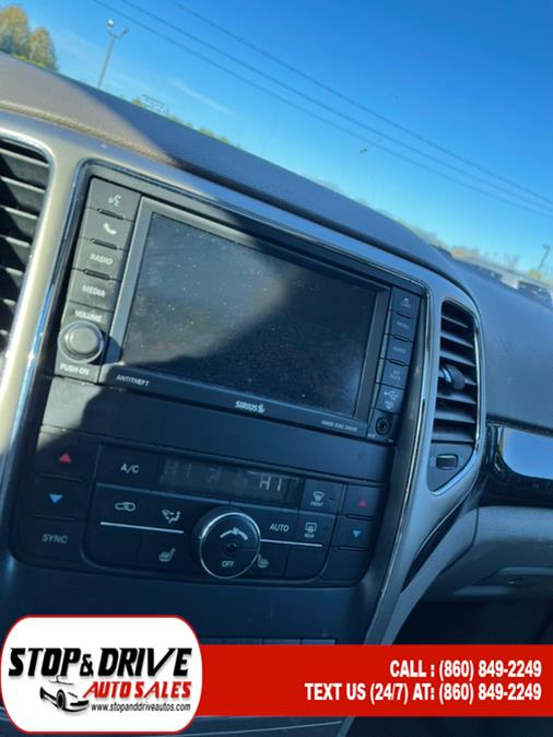 2012 Jeep Grand Cherokee RWD 4dr Laredo, available for sale in East Windsor, Connecticut | Stop & Drive Auto Sales. East Windsor, Connecticut 2012 Jeep Grand Cherokee RWD 4dr Laredo, available for sale in East Windsor, Connecticut | Stop & Drive Auto Sales. East Windsor, Connecticut