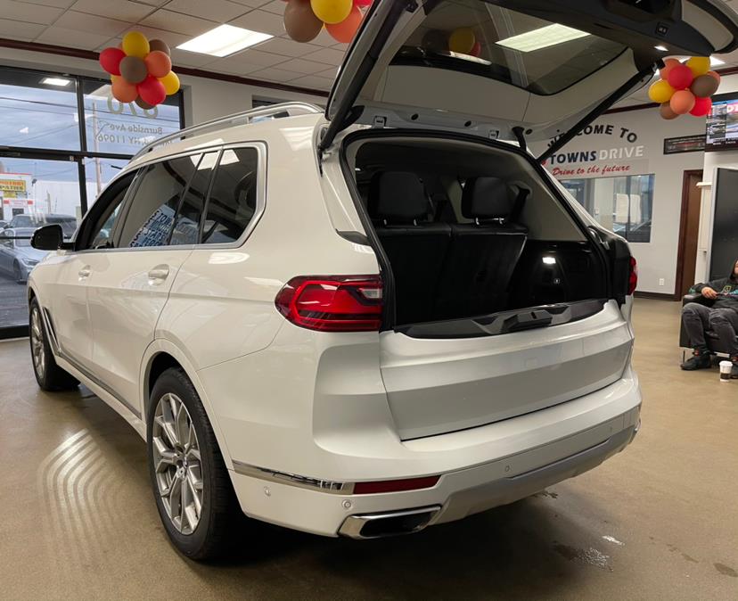 2020 BMW X7 xDrive40i Sports Activity Vehicle, available for sale in Inwood, New York | 5 Towns Drive. Inwood, New York 2020 BMW X7 xDrive40i Sports Activity Vehicle, available for sale in Inwood, New York | 5 Towns Drive. Inwood, New York
