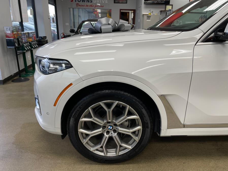 2020 BMW X7 xDrive40i Sports Activity Vehicle, available for sale in Inwood, New York | 5 Towns Drive. Inwood, New York 2020 BMW X7 xDrive40i Sports Activity Vehicle, available for sale in Inwood, New York | 5 Towns Drive. Inwood, New York