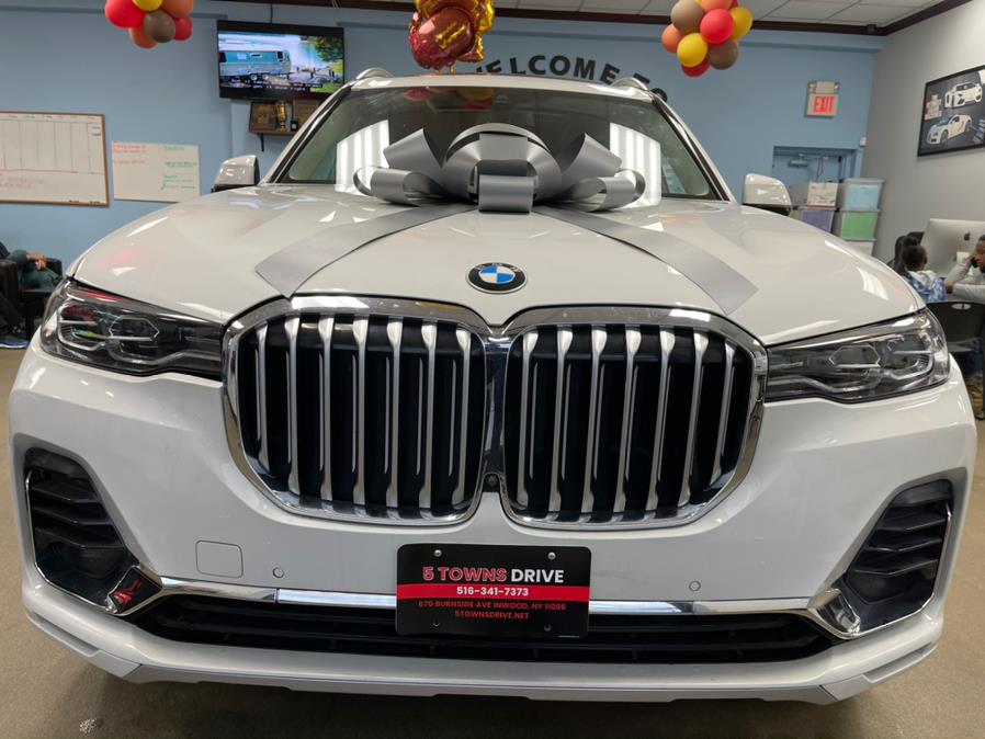 2020 BMW X7 xDrive40i Sports Activity Vehicle, available for sale in Inwood, New York | 5 Towns Drive. Inwood, New York 2020 BMW X7 xDrive40i Sports Activity Vehicle, available for sale in Inwood, New York | 5 Towns Drive. Inwood, New York