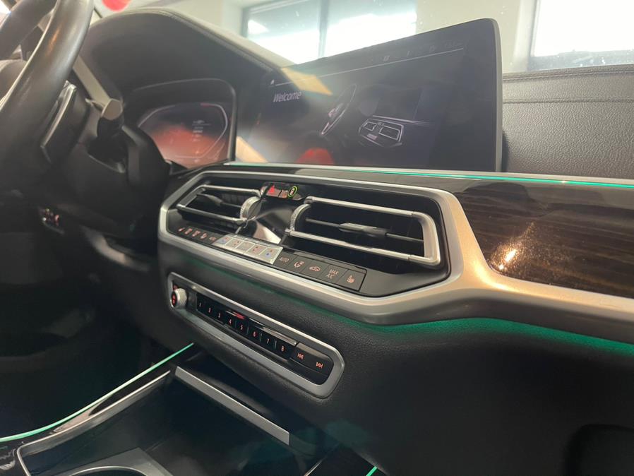 2020 BMW X7 xDrive40i Sports Activity Vehicle, available for sale in Inwood, New York | 5 Towns Drive. Inwood, New York 2020 BMW X7 xDrive40i Sports Activity Vehicle, available for sale in Inwood, New York | 5 Towns Drive. Inwood, New York