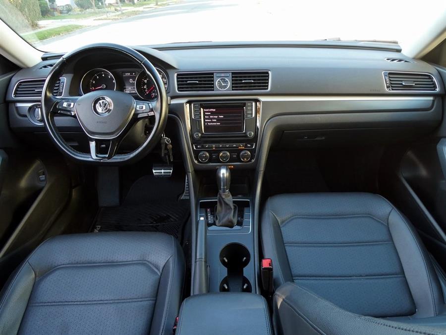 Used Volkswagen Passat 1.8T R-Line 2017 | Auto Expo Ent Inc.. Great Neck, New York Used Volkswagen Passat 1.8T R-Line 2017 | Auto Expo Ent Inc.. Great Neck, New York