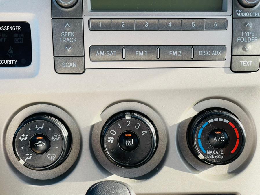 2009 Toyota Matrix 5dr Wgn Auto FWD, available for sale in New Britain, Connecticut | Supreme Automotive. New Britain, Connecticut 2009 Toyota Matrix 5dr Wgn Auto FWD, available for sale in New Britain, Connecticut | Supreme Automotive. New Britain, Connecticut