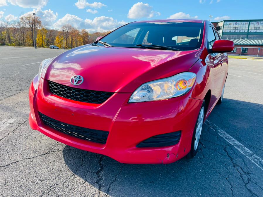 2009 Toyota Matrix 5dr Wgn Auto FWD, available for sale in New Britain, Connecticut | Supreme Automotive. New Britain, Connecticut 2009 Toyota Matrix 5dr Wgn Auto FWD, available for sale in New Britain, Connecticut | Supreme Automotive. New Britain, Connecticut