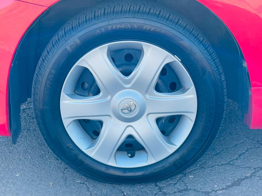 2009 Toyota Matrix 5dr Wgn Auto FWD, available for sale in New Britain, Connecticut | Supreme Automotive. New Britain, Connecticut 2009 Toyota Matrix 5dr Wgn Auto FWD, available for sale in New Britain, Connecticut | Supreme Automotive. New Britain, Connecticut