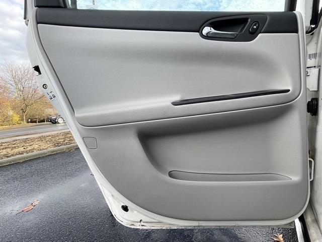 Used Chevrolet Impala LT 2006 | Blasius Federal Road. Brookfield, Connecticut Used Chevrolet Impala LT 2006 | Blasius Federal Road. Brookfield, Connecticut