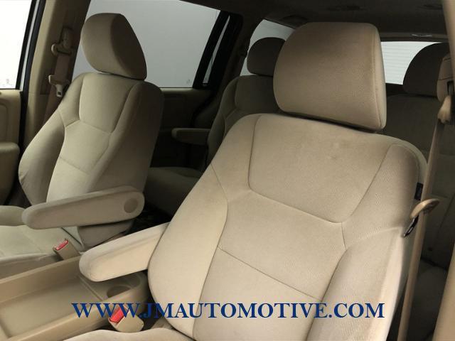 2010 Honda Odyssey 5dr LX, available for sale in Naugatuck, Connecticut | J&M Automotive Sls&Svc LLC. Naugatuck, Connecticut 2010 Honda Odyssey 5dr LX, available for sale in Naugatuck, Connecticut | J&M Automotive Sls&Svc LLC. Naugatuck, Connecticut