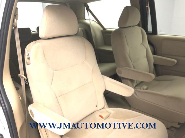2010 Honda Odyssey 5dr LX, available for sale in Naugatuck, Connecticut | J&M Automotive Sls&Svc LLC. Naugatuck, Connecticut 2010 Honda Odyssey 5dr LX, available for sale in Naugatuck, Connecticut | J&M Automotive Sls&Svc LLC. Naugatuck, Connecticut