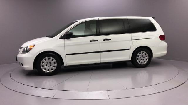 2010 Honda Odyssey 5dr LX, available for sale in Naugatuck, Connecticut | J&M Automotive Sls&Svc LLC. Naugatuck, Connecticut 2010 Honda Odyssey 5dr LX, available for sale in Naugatuck, Connecticut | J&M Automotive Sls&Svc LLC. Naugatuck, Connecticut