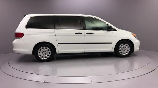 2010 Honda Odyssey 5dr LX, available for sale in Naugatuck, Connecticut | J&M Automotive Sls&Svc LLC. Naugatuck, Connecticut 2010 Honda Odyssey 5dr LX, available for sale in Naugatuck, Connecticut | J&M Automotive Sls&Svc LLC. Naugatuck, Connecticut
