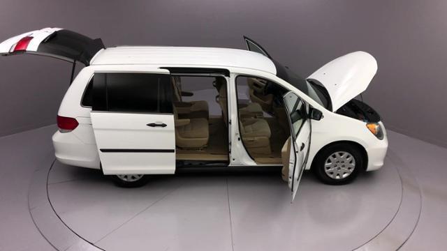 2010 Honda Odyssey 5dr LX, available for sale in Naugatuck, Connecticut | J&M Automotive Sls&Svc LLC. Naugatuck, Connecticut 2010 Honda Odyssey 5dr LX, available for sale in Naugatuck, Connecticut | J&M Automotive Sls&Svc LLC. Naugatuck, Connecticut