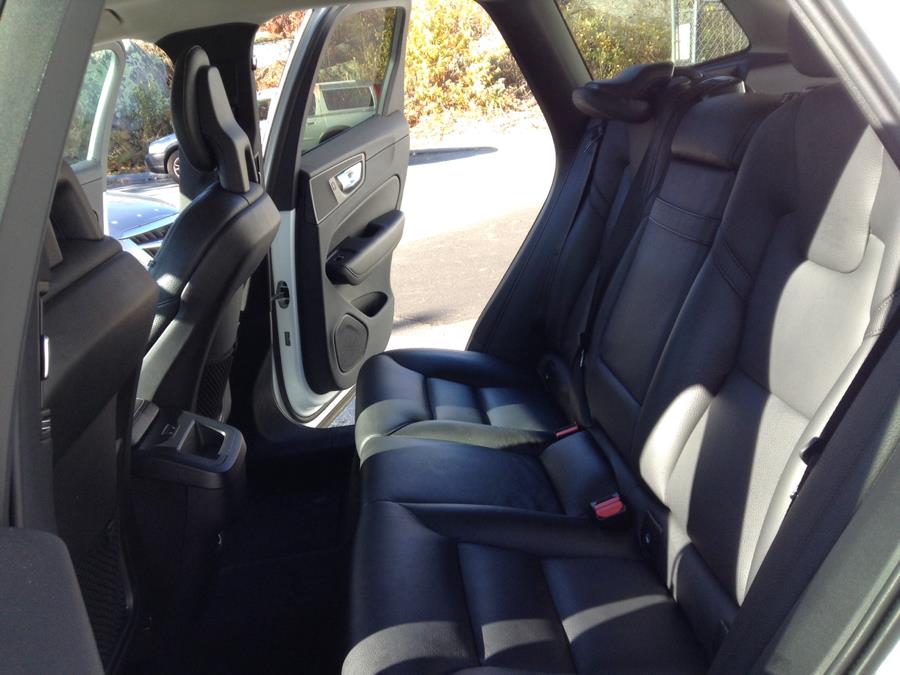 Used Volvo XC60 T5 AWD Momentum 2019 | Eurocars Plus. Groton, Connecticut Used Volvo XC60 T5 AWD Momentum 2019 | Eurocars Plus. Groton, Connecticut