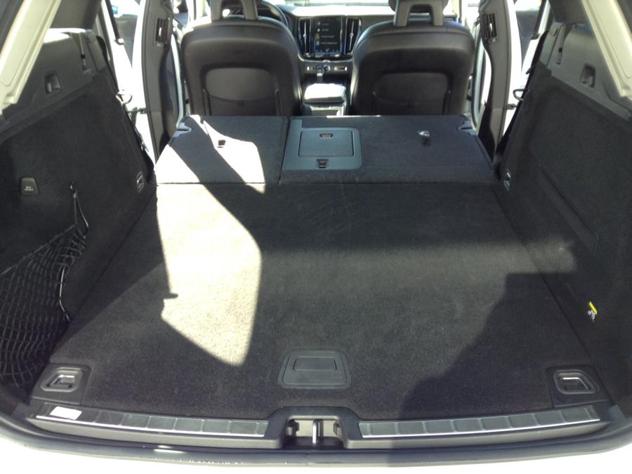 Used Volvo XC60 T5 AWD Momentum 2019 | Eurocars Plus. Groton, Connecticut Used Volvo XC60 T5 AWD Momentum 2019 | Eurocars Plus. Groton, Connecticut