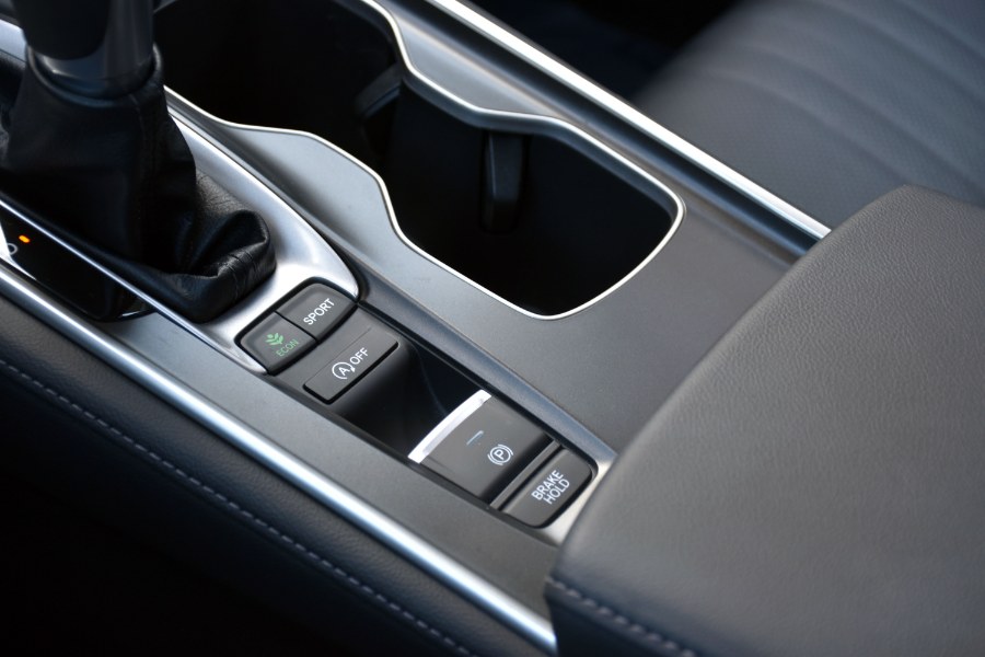 Used Honda Accord Sedan Sport SE 1.5T CVT 2021 | Highline Car Connection. Waterbury, Connecticut Used Honda Accord Sedan Sport SE 1.5T CVT 2021 | Highline Car Connection. Waterbury, Connecticut