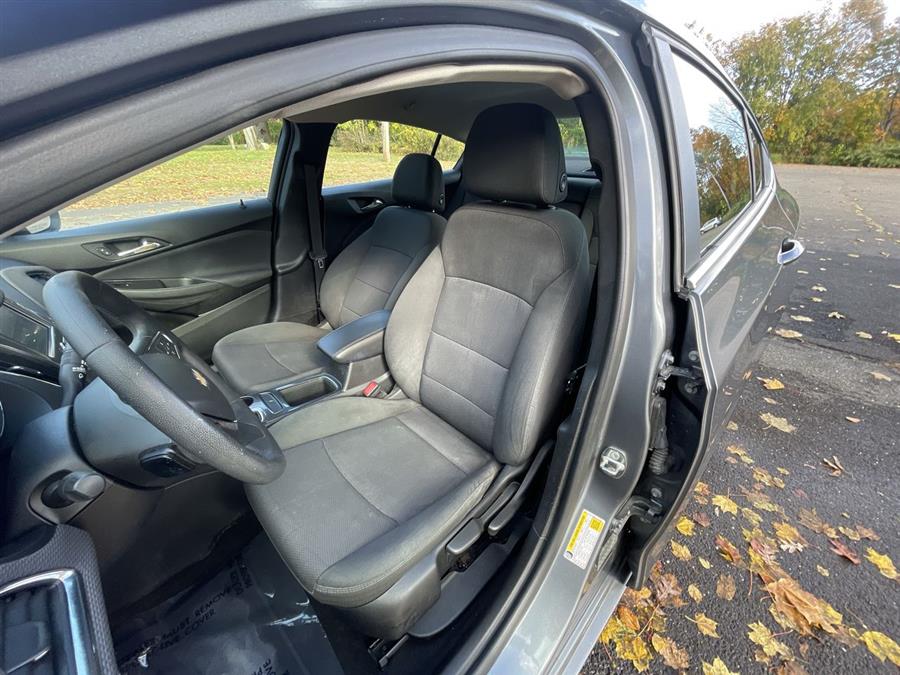 Used Chevrolet Cruze 4dr Sdn 1.4L LT w/1SD 2018 | Wiz Leasing Inc. Stratford, Connecticut Used Chevrolet Cruze 4dr Sdn 1.4L LT w/1SD 2018 | Wiz Leasing Inc. Stratford, Connecticut