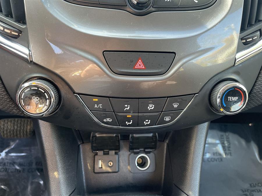 Used Chevrolet Cruze 4dr Sdn 1.4L LT w/1SD 2018 | Wiz Leasing Inc. Stratford, Connecticut Used Chevrolet Cruze 4dr Sdn 1.4L LT w/1SD 2018 | Wiz Leasing Inc. Stratford, Connecticut