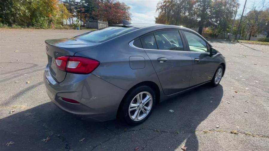 Used Chevrolet Cruze 4dr Sdn 1.4L LT w/1SD 2018 | Wiz Leasing Inc. Stratford, Connecticut Used Chevrolet Cruze 4dr Sdn 1.4L LT w/1SD 2018 | Wiz Leasing Inc. Stratford, Connecticut
